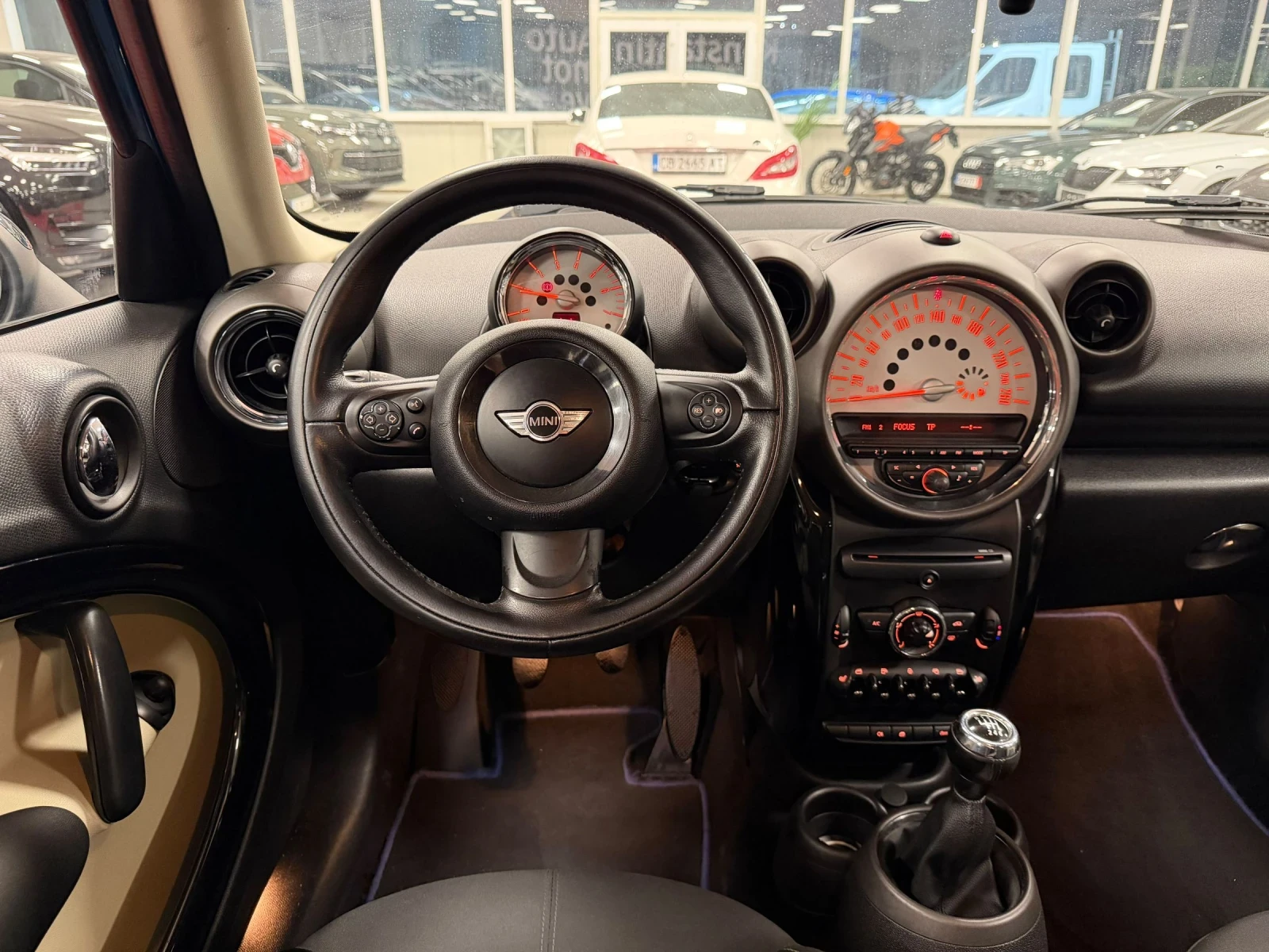 Mini Countryman D | Сменена верига | Обслужен , снимка 7 - Автомобили и джипове - 54805218