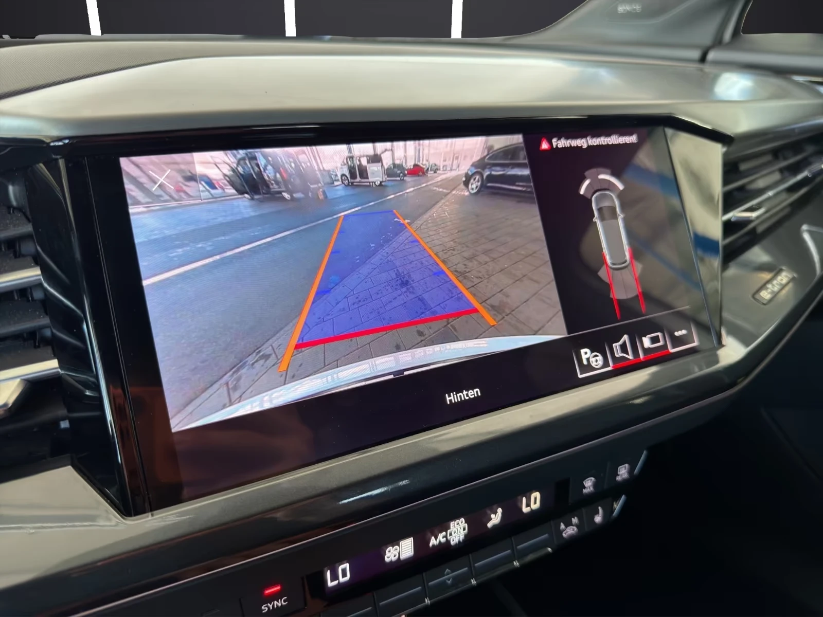Audi Q4 E-TRON 45/2xS LINE/265HP/MATRIX/4x4/SONOS/CAM/316h | Mobile.bg � ����������� 15