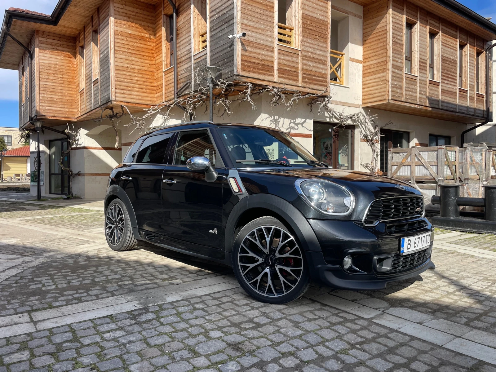 Mini Countryman John Cooper Works ALL4, снимка 2 - Автомобили и джипове - 55577926