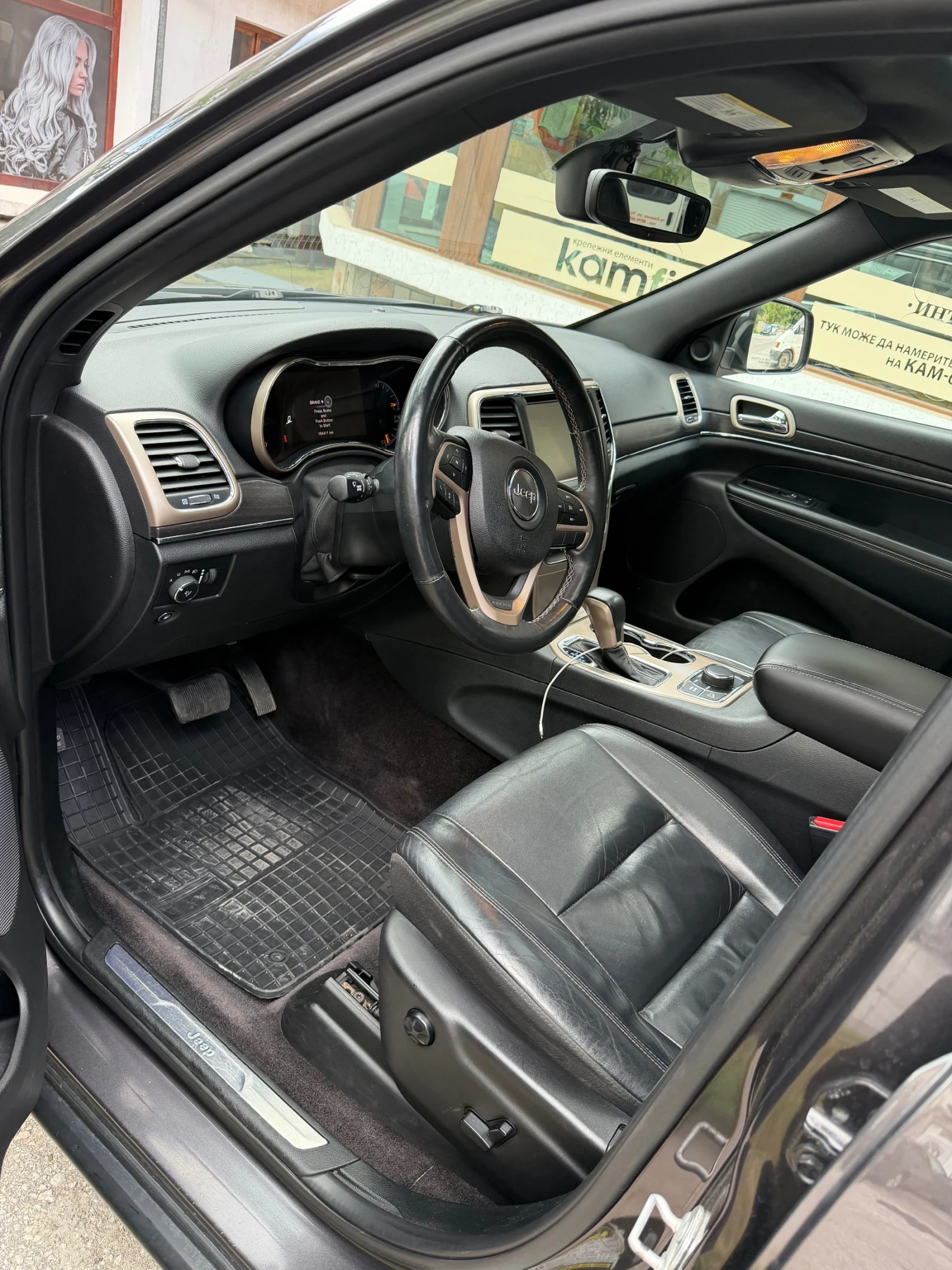 Jeep Grand cherokee 5.7 HEMI WK2, снимка 6 - Автомобили и джипове - 55578521
