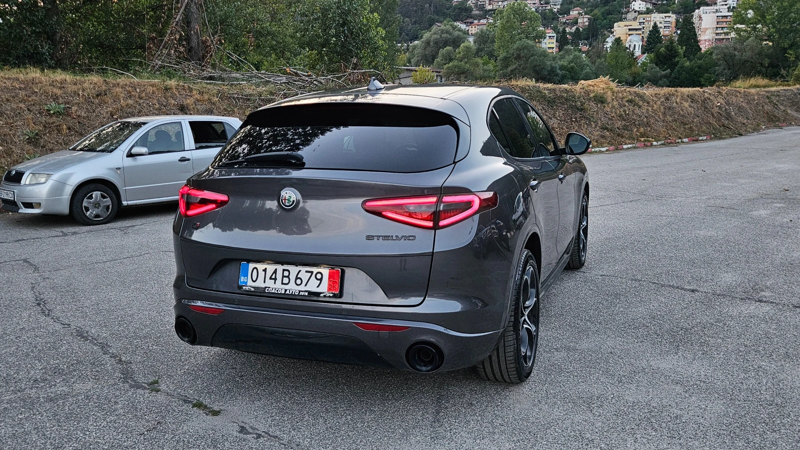 Alfa Romeo Stelvio 2.2 JTDM AVTOMAT/KOJA/NAVIG/Q4/VOLOCE, снимка 5 - Автомобили и джипове - 55936580