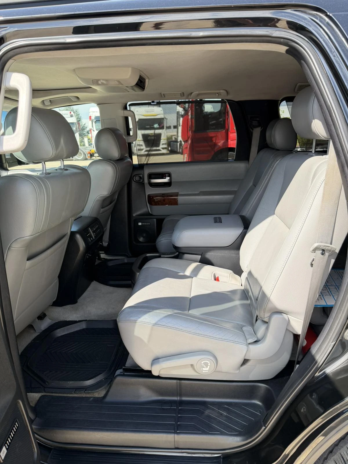 Toyota Sequoia Platinum   ГАЗ, снимка 15 - Автомобили и джипове - 56071796