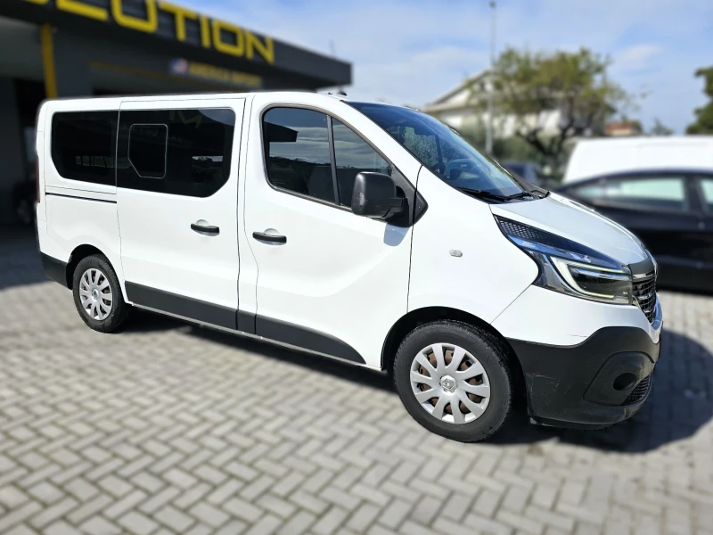 Renault Trafic 9 МЕСТЕН, 2.0 дизел, 145cv  , снимка 3 - Бусове и автобуси - 47419296