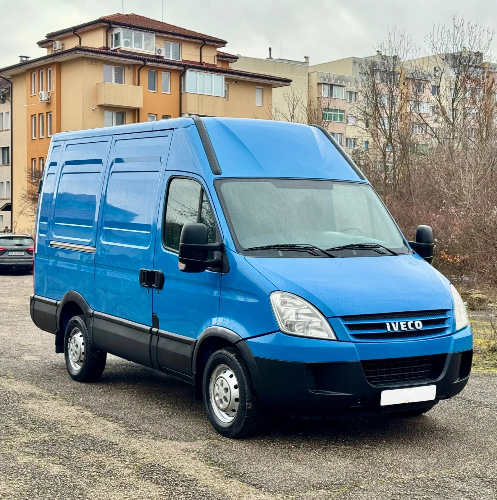 Iveco Daily Климатик* Седалка на Килограми* Сервизна История, снимка 8 - Бусове и автобуси - 53754303