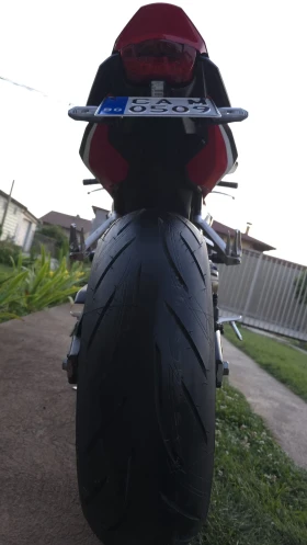 Обява за продажба на Honda Cbr ВИДЕО КЪМ ОБЯВАТА //AKRAPOVIC//K&N ~18 999 лв. - изображение 4