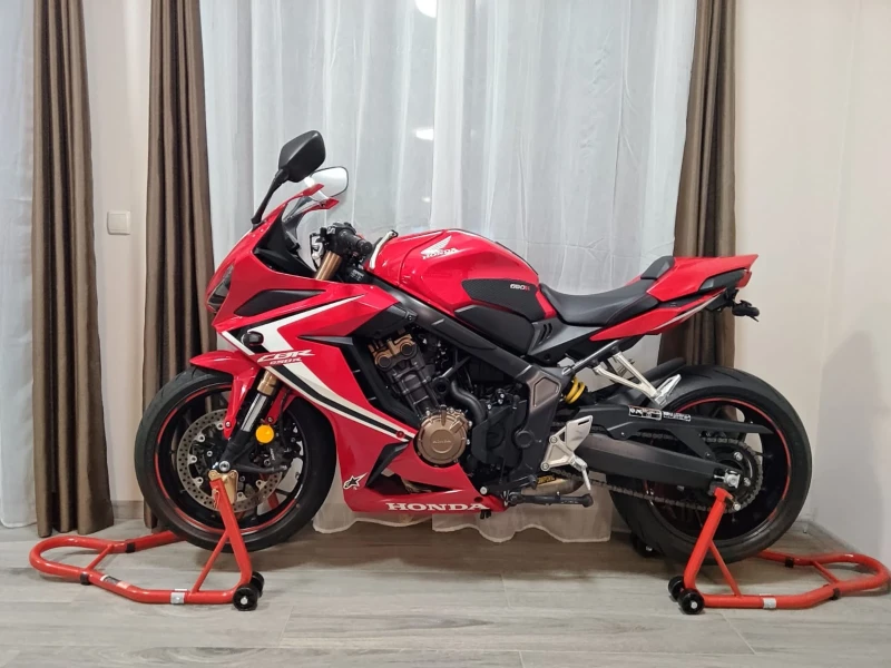 Honda Cbr ВИДЕО КЪМ ОБЯВАТА /AKRAPOVIC/K&N, снимка 4 - Мотоциклети и мототехника - 50104680