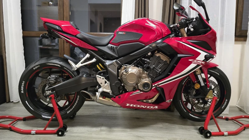 Honda Cbr  НОВ/AKRAPOVIC/K&N