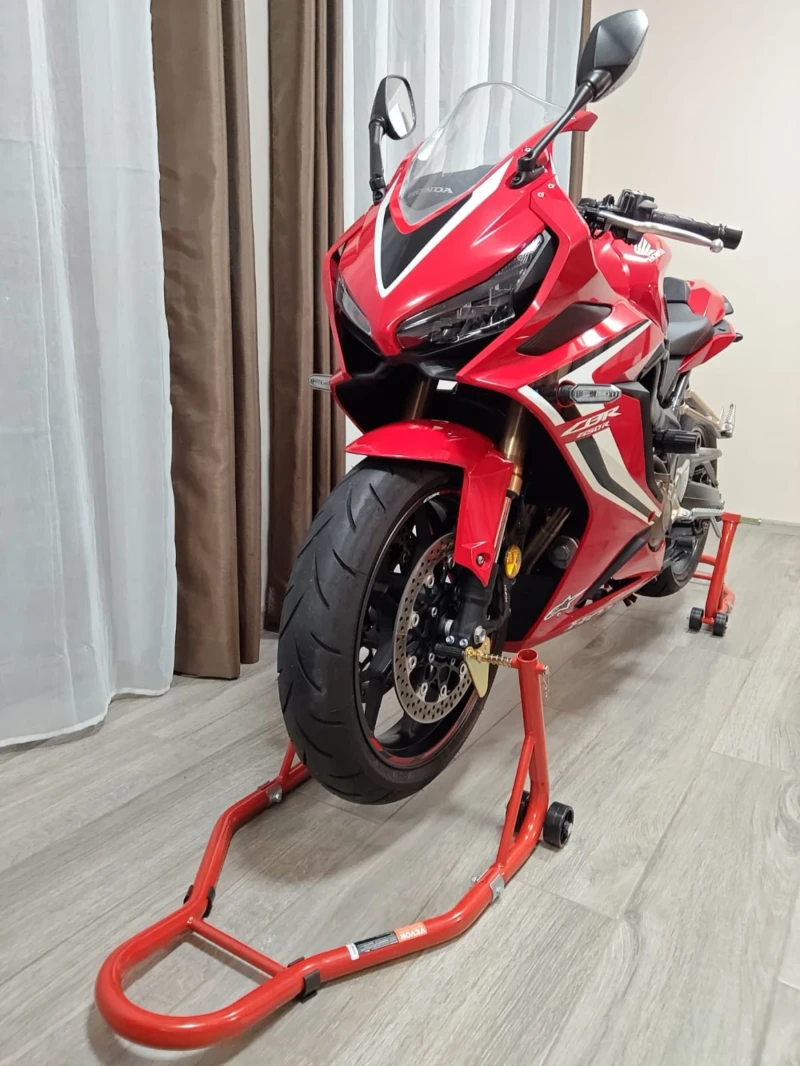 Honda Cbr ВИДЕО КЪМ ОБЯВАТА /AKRAPOVIC/K&N, снимка 11 - Мотоциклети и мототехника - 50104680