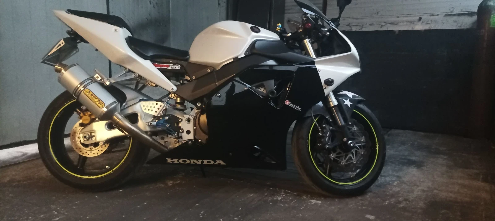 Honda Cbr 954 - изображение 5