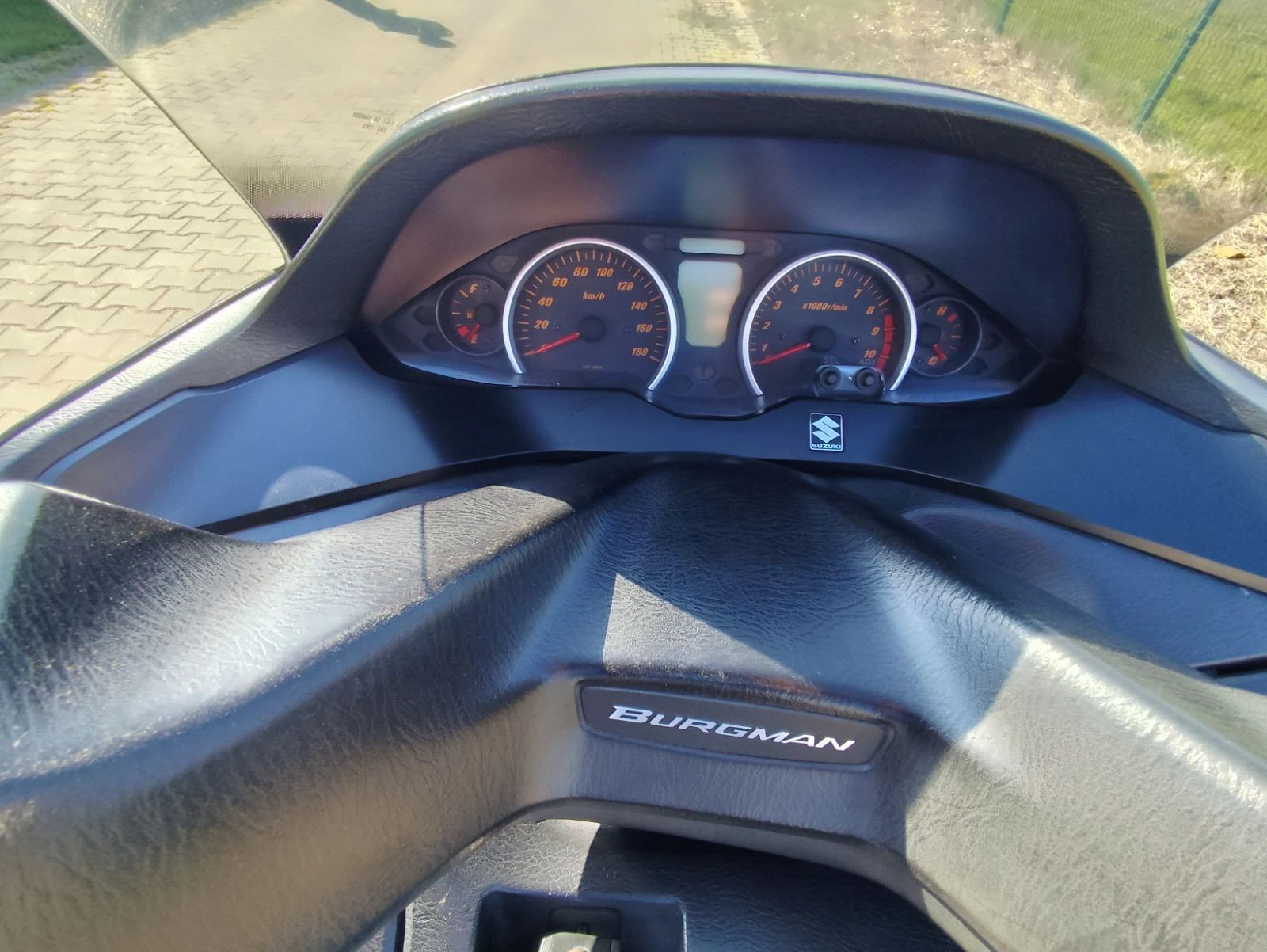 Suzuki Burgman 400 | Mobile.bg � ����������� 11