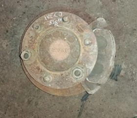 Предна и задна  лагер  главина за Iveco 35C11, снимка 4