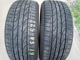 Гуми Летни 225/45R19, снимка 1