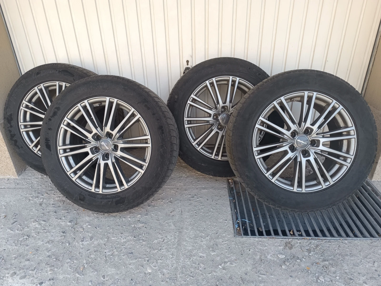 ���� � ������ 235/60R18 �� Audi Q5 | Mobile.bg � ����������� 3