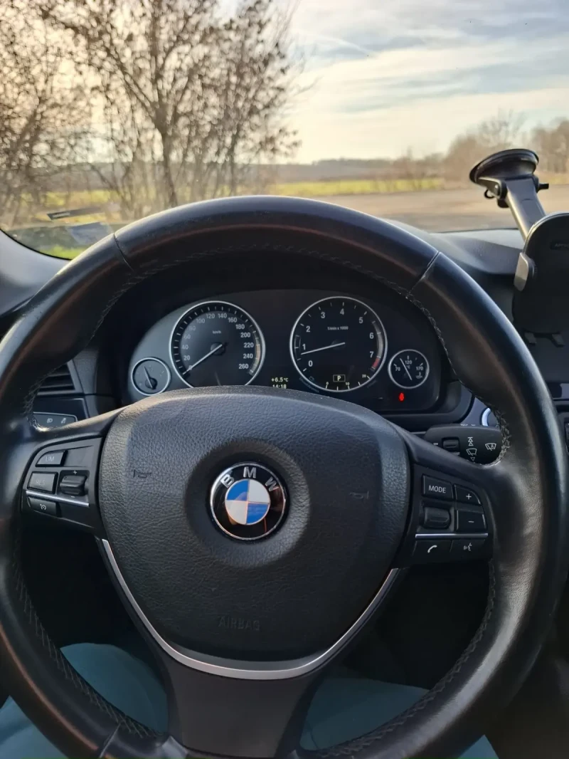 BMW 520, снимка 11 - Автомобили и джипове - 48573506