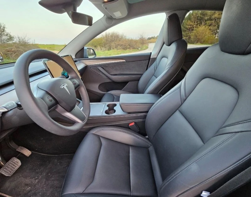 Tesla Model Y Performnace Като Нова, снимка 6 - Автомобили и джипове - 49937823