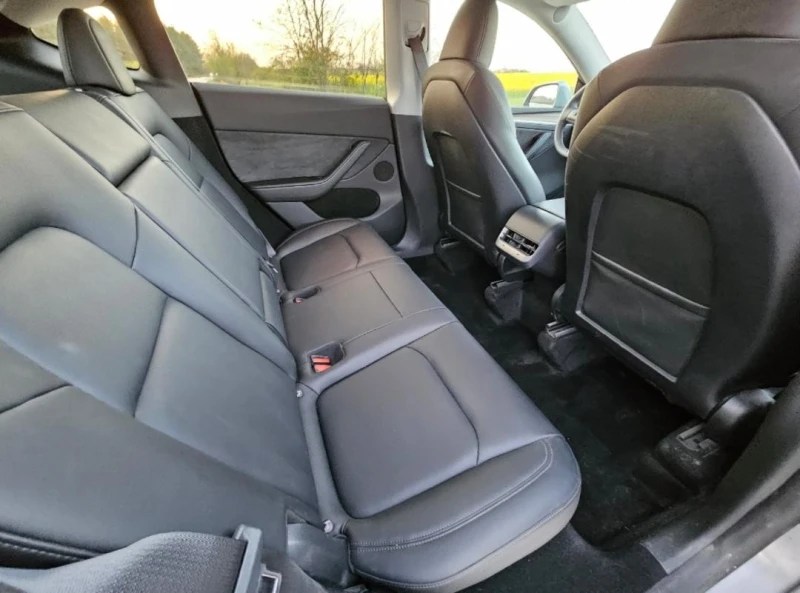 Tesla Model Y Performnace Като Нова, снимка 9 - Автомобили и джипове - 49937823