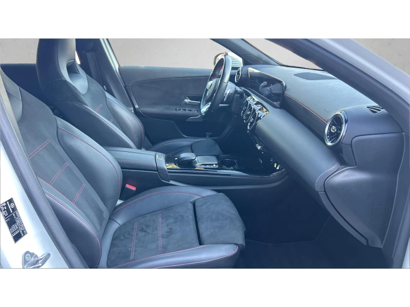 Mercedes-Benz A 180 Месечна вноска от 520 лв., снимка 6 - Автомобили и джипове - 51670583