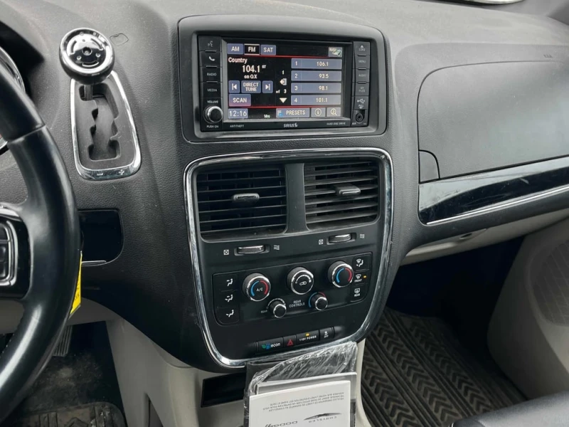 Dodge Caravan * SXT Premium Plus * CARFAX * БЕЗ ПЪРВОНАЧАЛНА ВНО, снимка 9 - Автомобили и джипове - 52700187