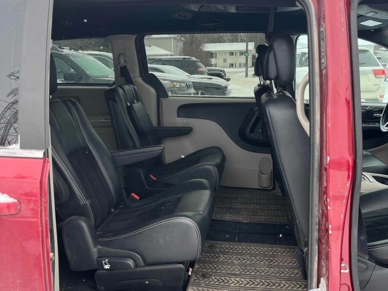 Dodge Caravan * SXT Premium Plus * CARFAX * БЕЗ ПЪРВОНАЧАЛНА ВНО, снимка 11 - Автомобили и джипове - 52700187