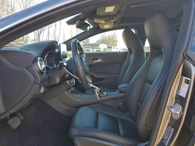 Mercedes-Benz CLA 250 4MATIC* РЕАЛНИ КМ, снимка 8 - Автомобили и джипове - 52776142