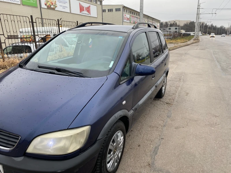 Opel Zafira 1.8 16V, снимка 5 - Автомобили и джипове - 52791600