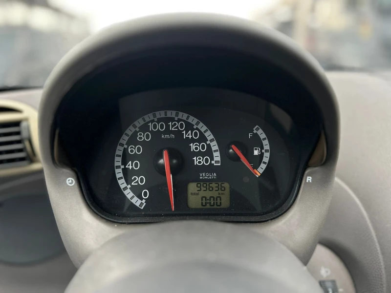 Fiat Seicento / 1.1I / 54HP / CLIMA /, снимка 14 - Автомобили и джипове - 53024352