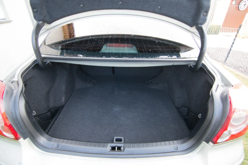 Toyota Avensis, снимка 5 - Автомобили и джипове - 53054311