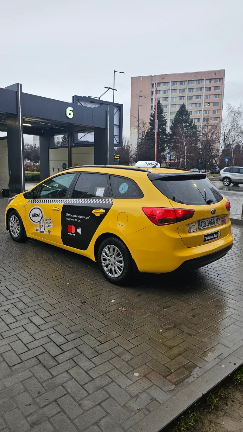 Kia Ceed Готова за Работа!!, снимка 7 - Автомобили и джипове - 53277540