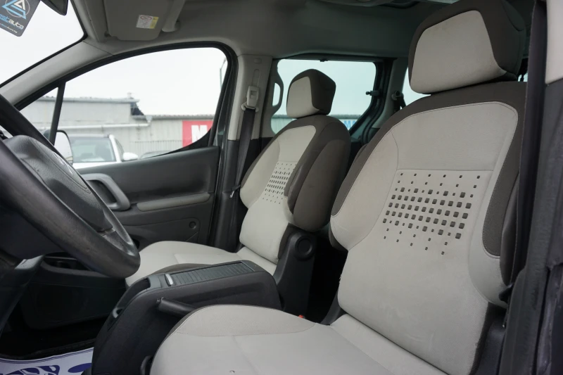 Citroen Berlingo 1.6/Automatik/Multispace, снимка 9 - Автомобили и джипове - 53380659