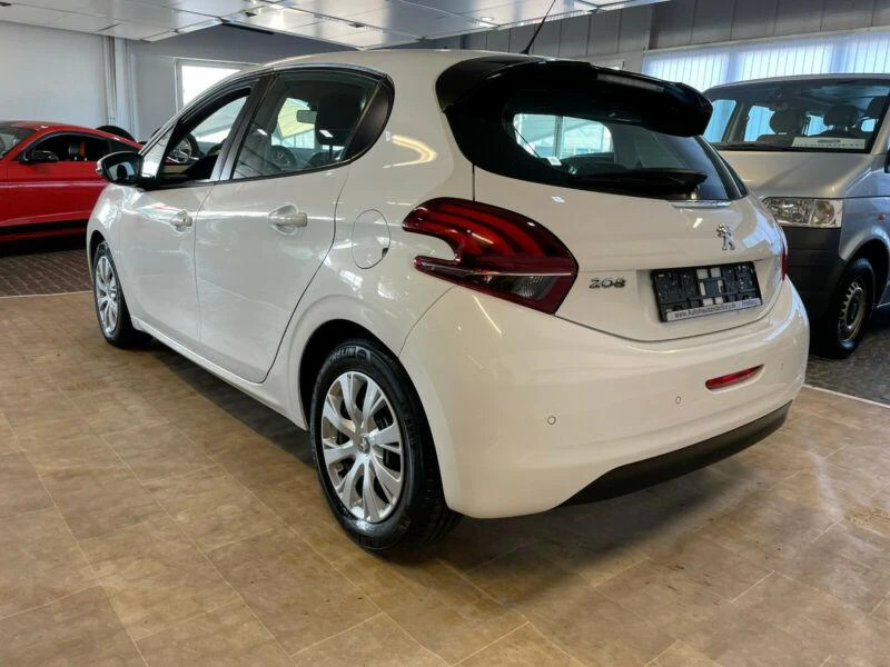 Peugeot 208 1,6HDI - изображение 3