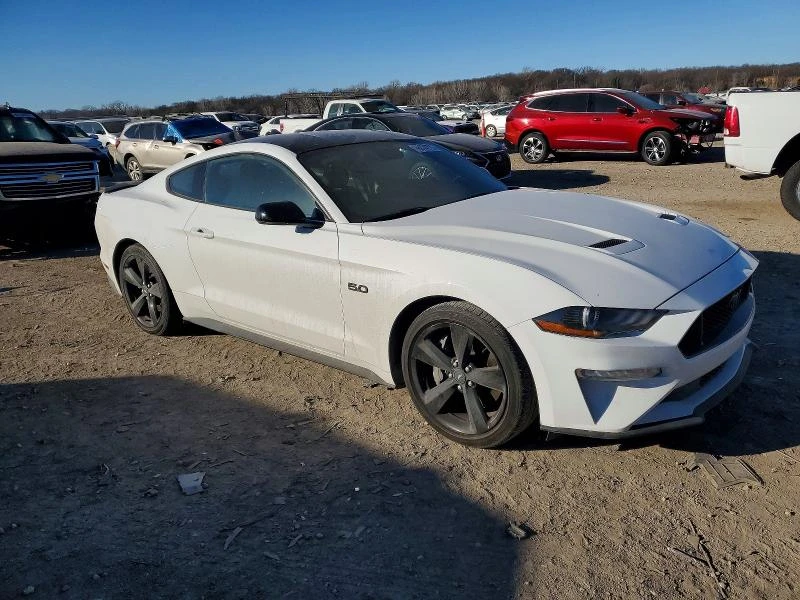 Ford Mustang GT* 5.0L, V8, 450HP* NAVI* Keyless* CARFAX - изображение 4