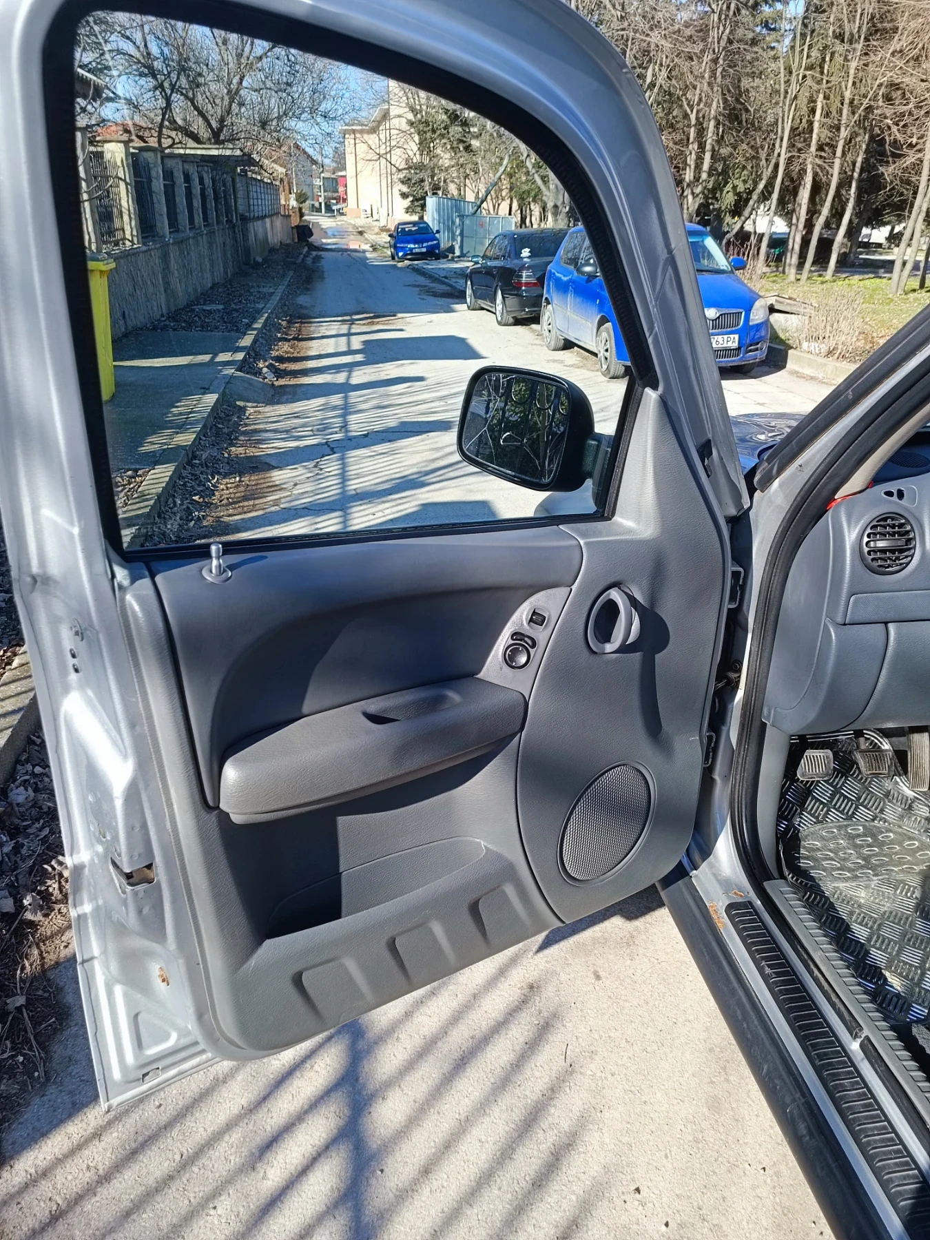 Jeep Grand cherokee Liberty 2.8 - 163 кс, снимка 12 - Автомобили и джипове - 54703417