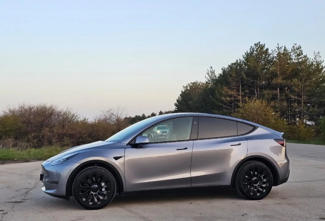 Tesla Model Y Long Range 4x4 Като Нова - изображение 4