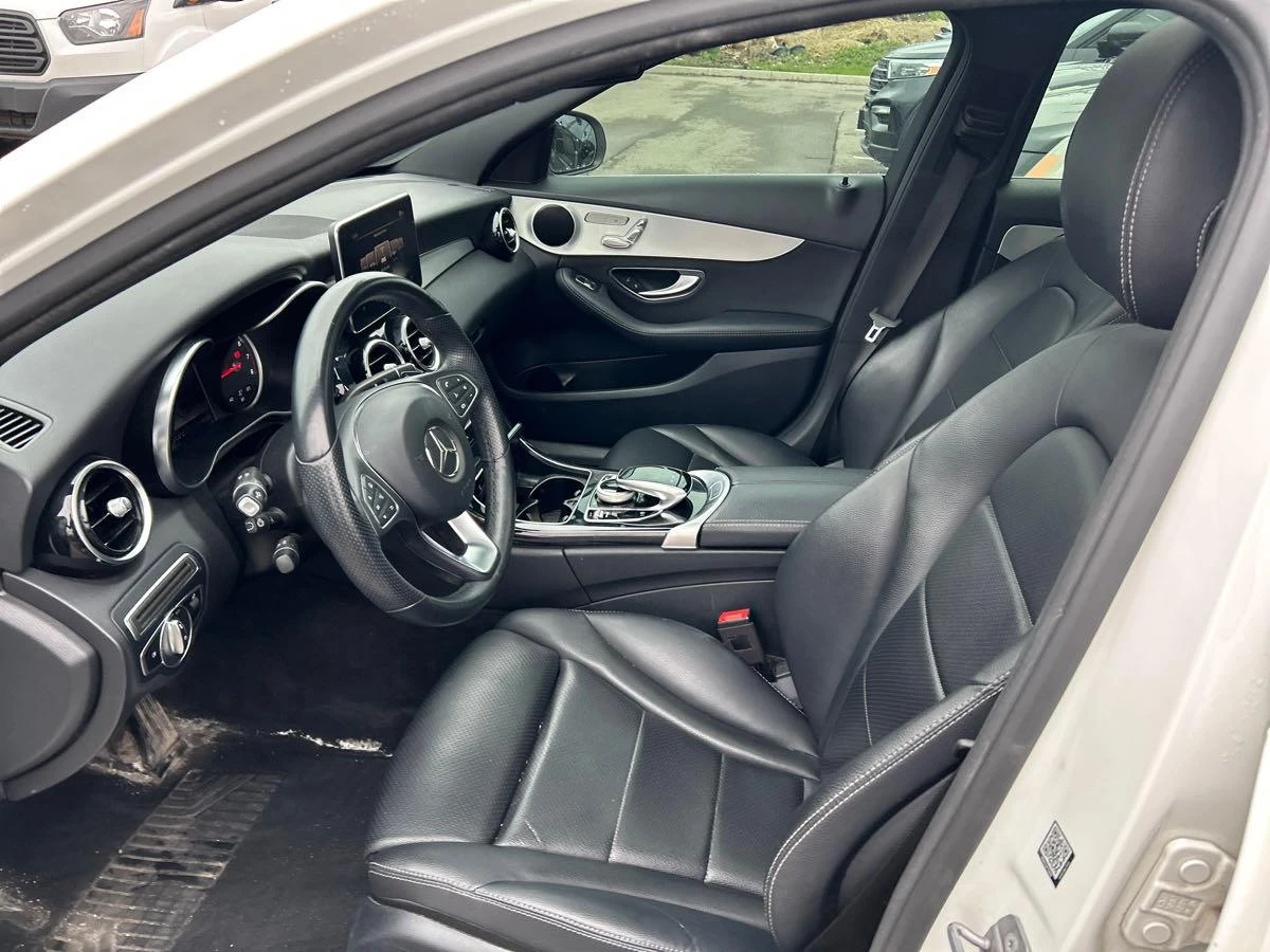 Mercedes-Benz C 300 * CARFAX* ОПЦИЯ ЗА ФИНАНСИРАНЕ*  - изображение 5