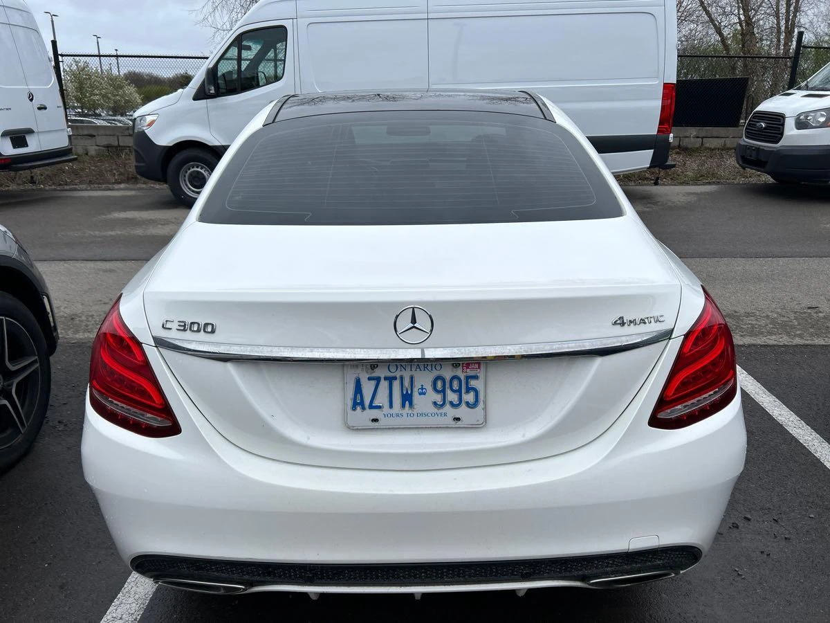 Mercedes-Benz C 300 * CARFAX* ОПЦИЯ ЗА ФИНАНСИРАНЕ*  - изображение 4