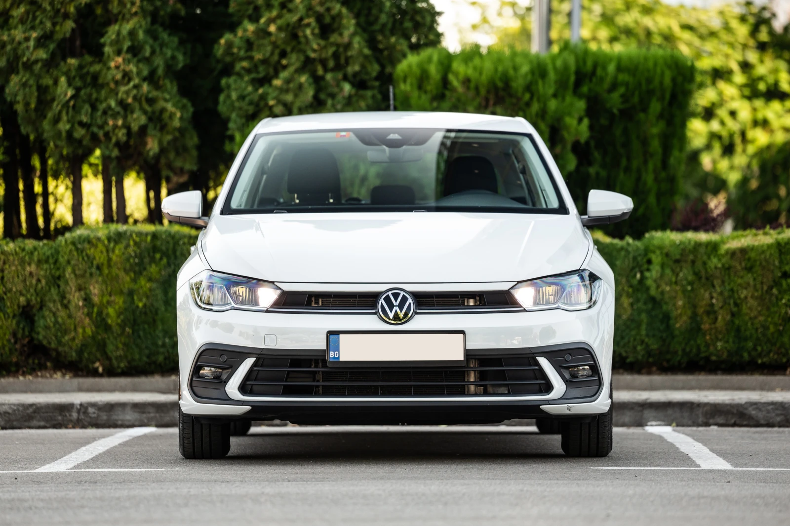 VW Polo 1.0 АВТОМАТИК - изображение 2