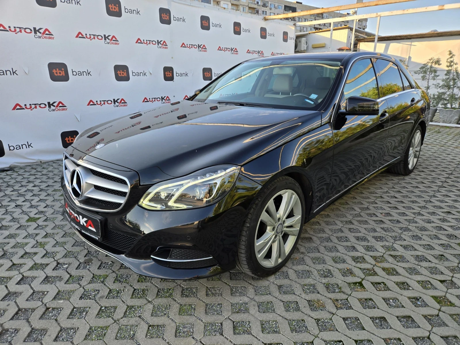 Mercedes-Benz E 250 2.2CDI-204кс= АВТОМАТ= 4MATIC= LED= NAVI= КОЖА - изображение 6