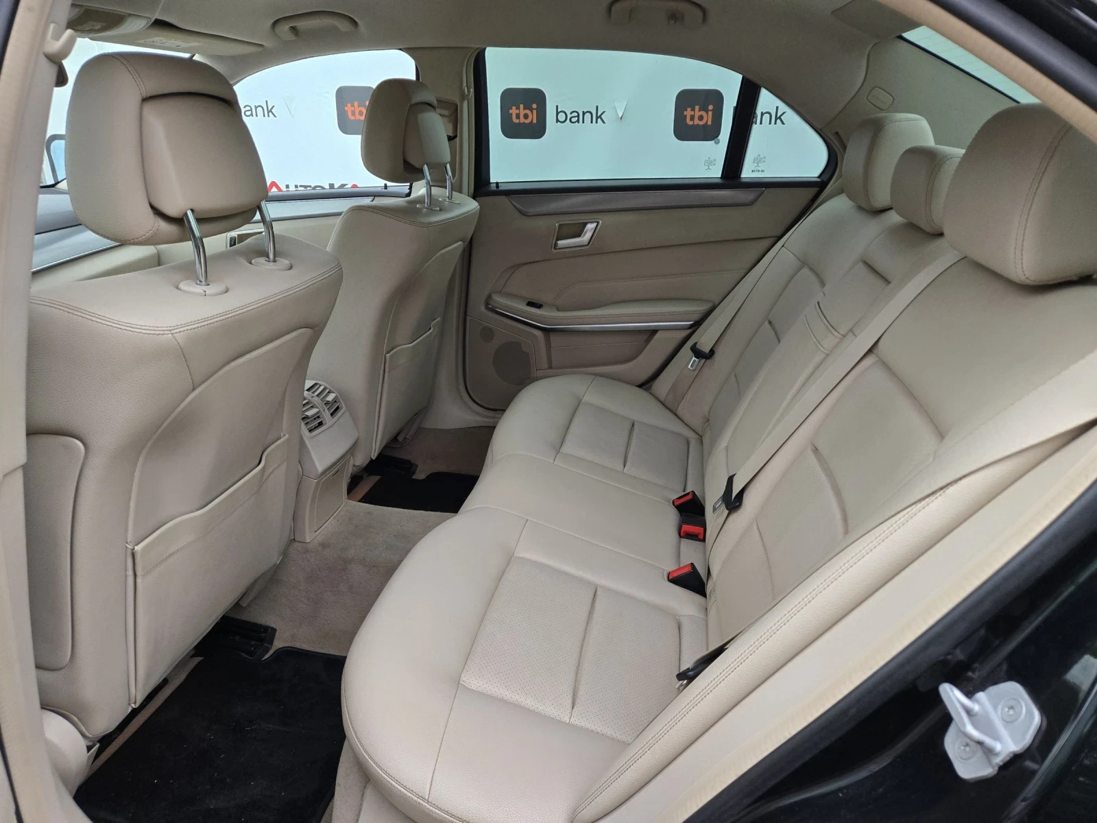 Mercedes-Benz E 250 2.2CDI-204кс= АВТОМАТ= 4MATIC= LED= NAVI= КОЖА - изображение 9