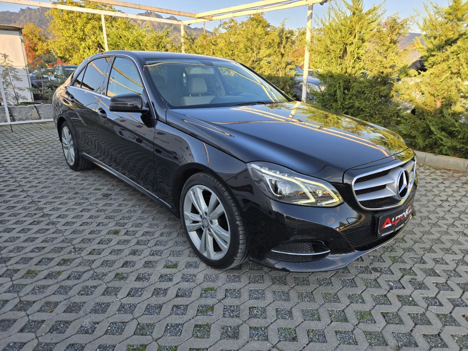 Mercedes-Benz E 250 2.2CDI-204кс= АВТОМАТ= 4MATIC= LED= NAVI= КОЖА - изображение 2