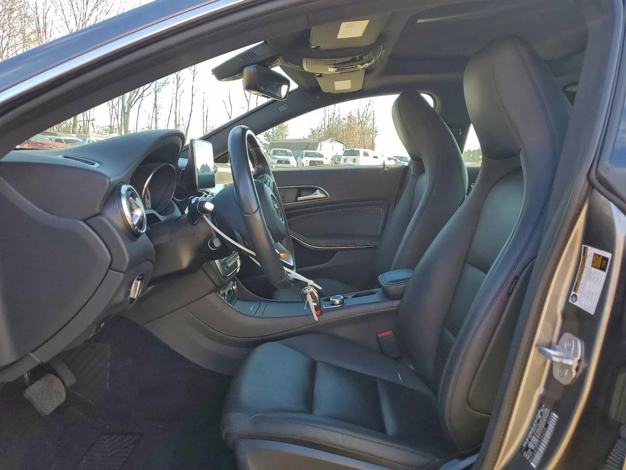 Mercedes-Benz CLA 250 4MATIC* РЕАЛНИ КМ - изображение 8