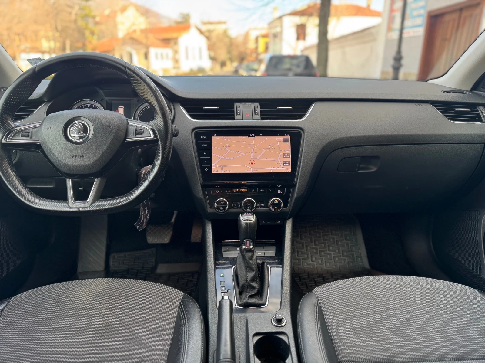 Skoda Octavia 1.6 TDI 116�.�.  | Mobile.bg � ����������� 11