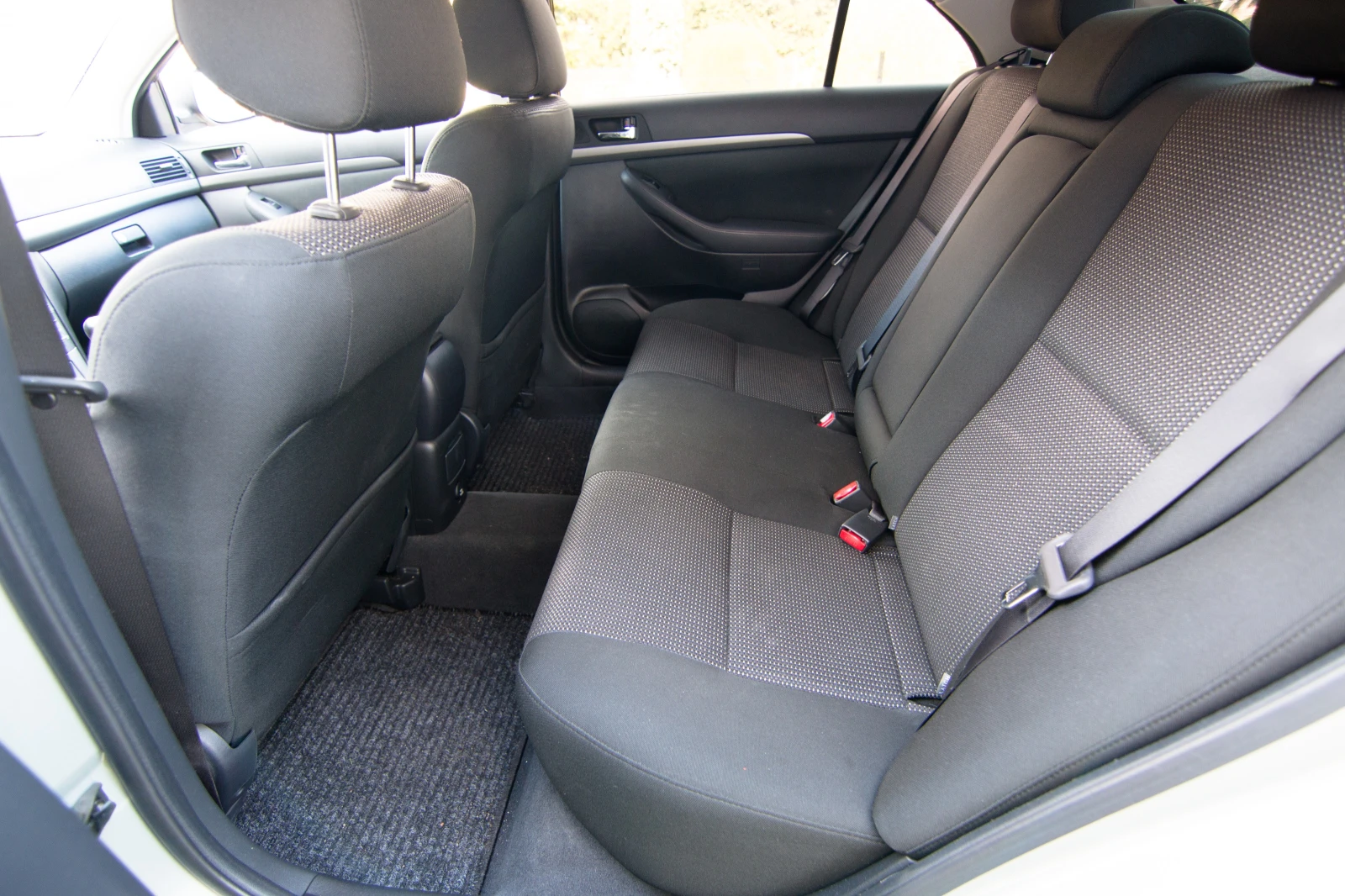 Toyota Avensis  - изображение 4