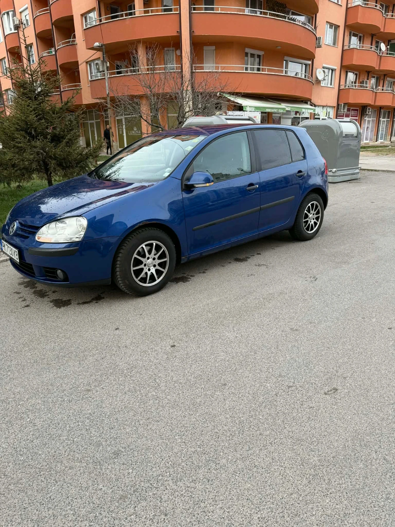 VW Golf 2.0 , снимка 4 - Автомобили и джипове - 53938880
