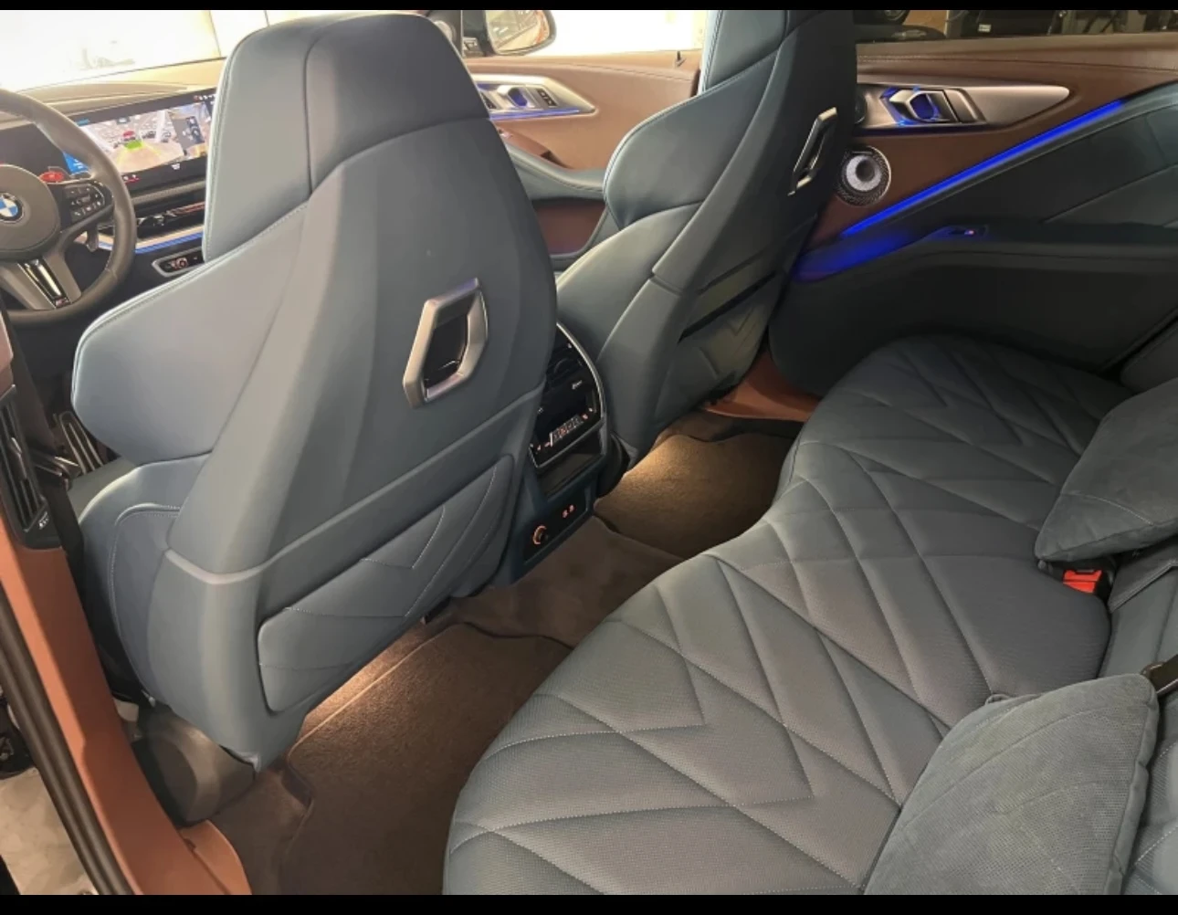 BMW XM, снимка 9 - Автомобили и джипове - 54175242