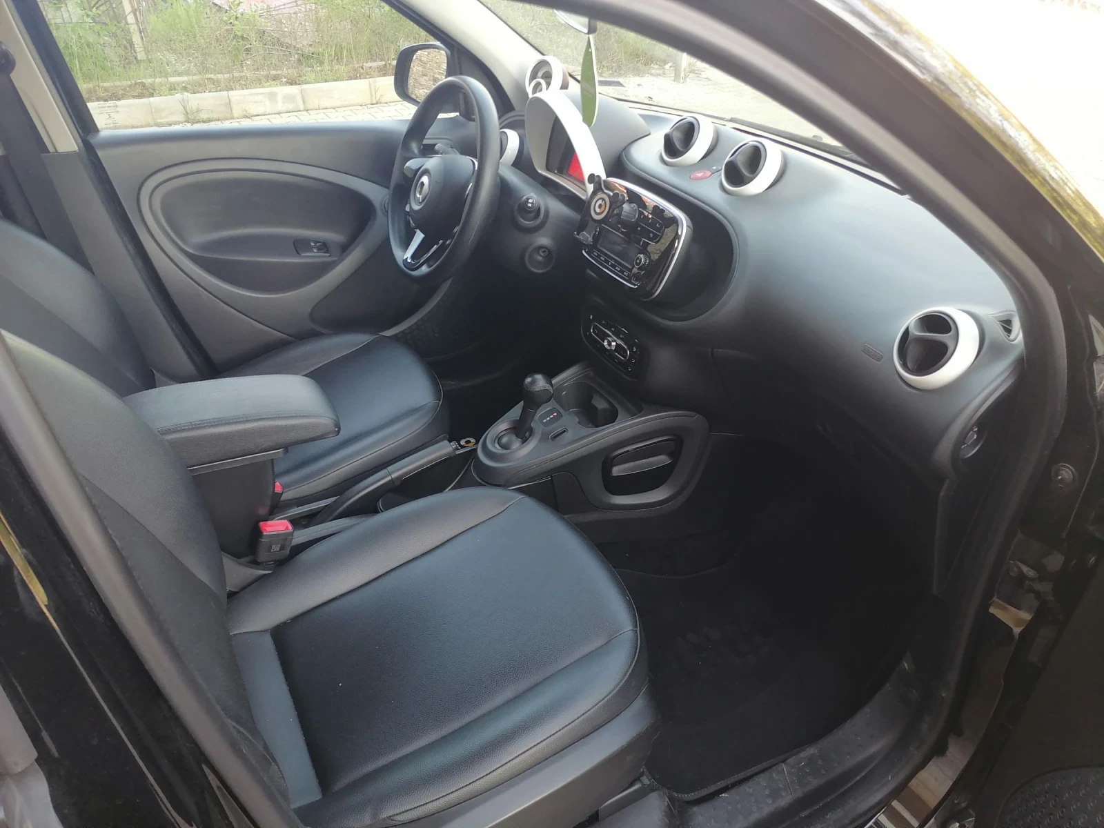 Smart Forfour EQ SMART - ELECTRIC CAR, снимка 10 - Автомобили и джипове - 54334650