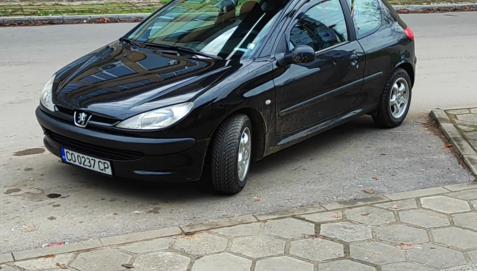 Peugeot 206 1.4, снимка 9 - Автомобили и джипове - 55354338