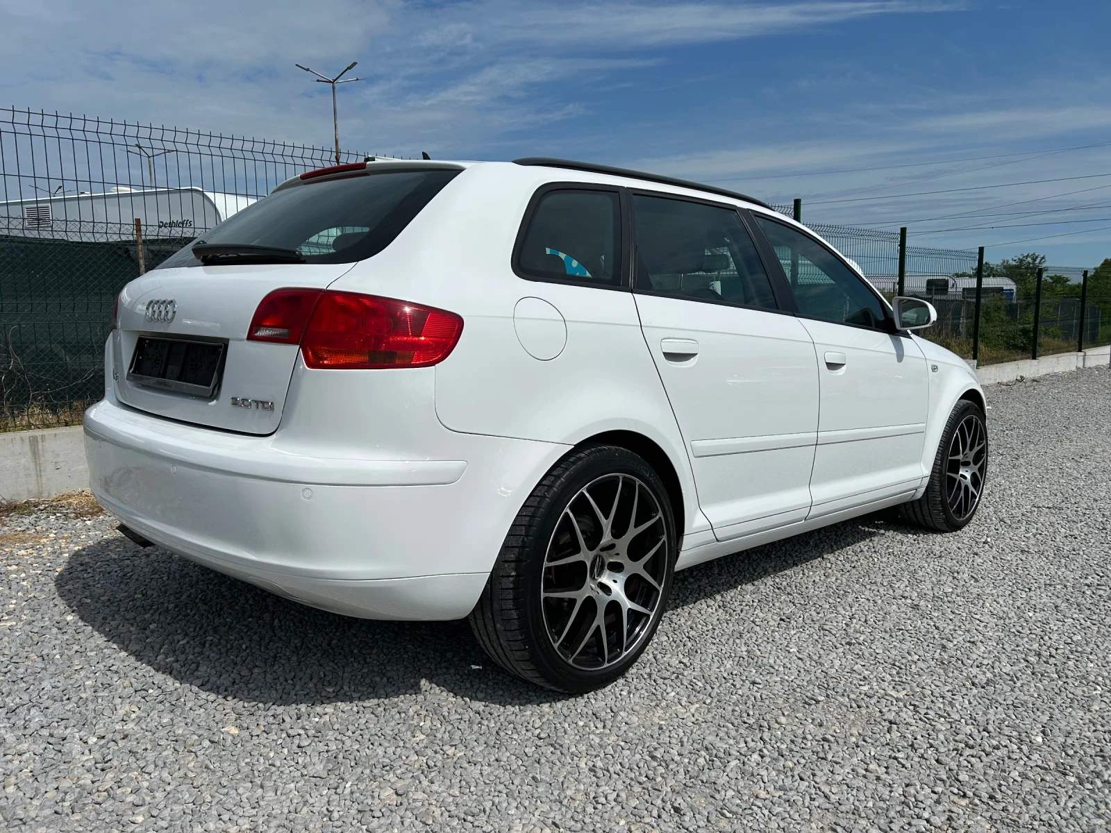 Audi A3 2.0TDi/AUTOMATIC/140K.C., снимка 4 - Автомобили и джипове - 55491502