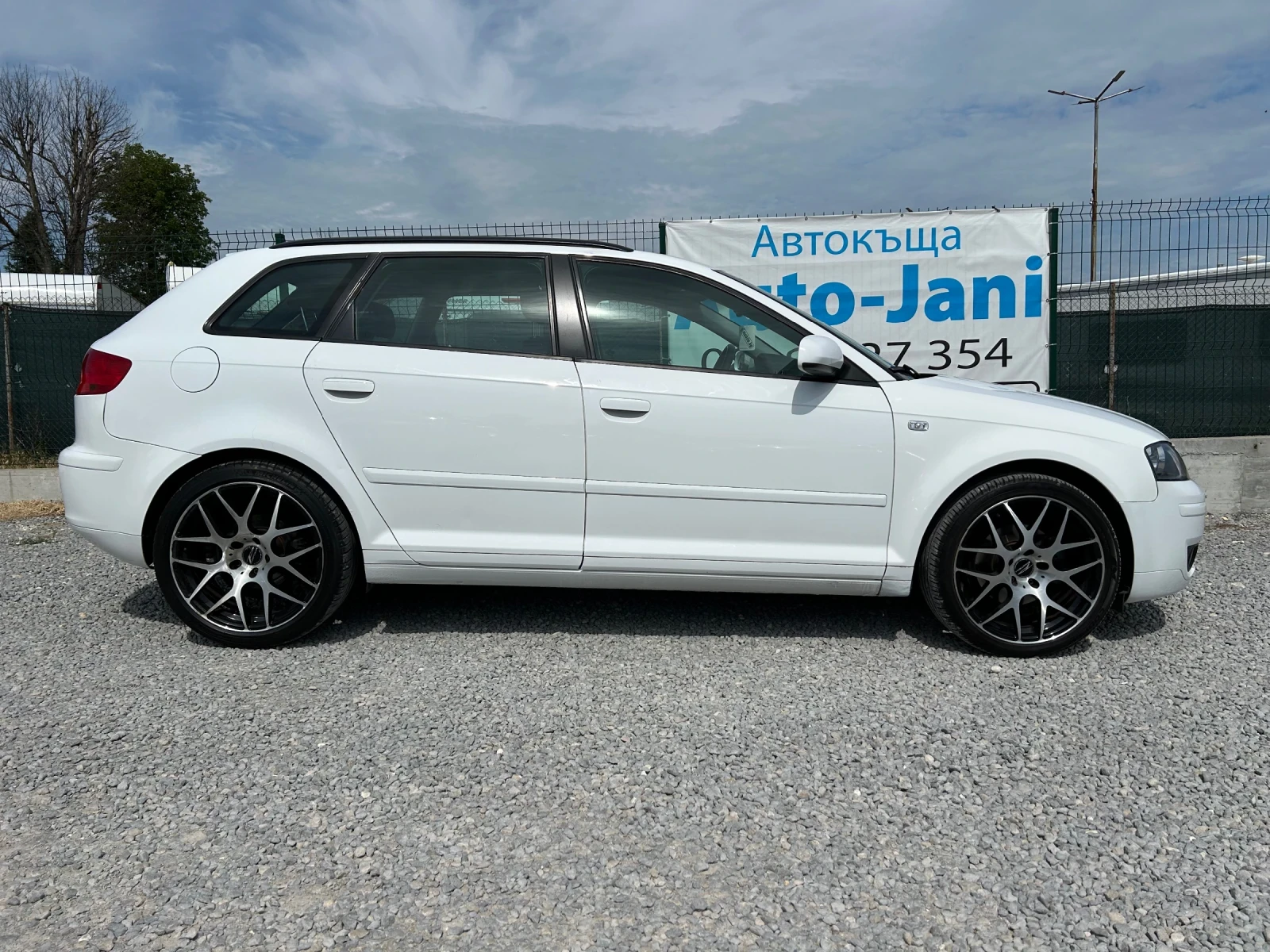 Audi A3 2.0TDi/AUTOMATIC/140K.C., снимка 6 - Автомобили и джипове - 55491502