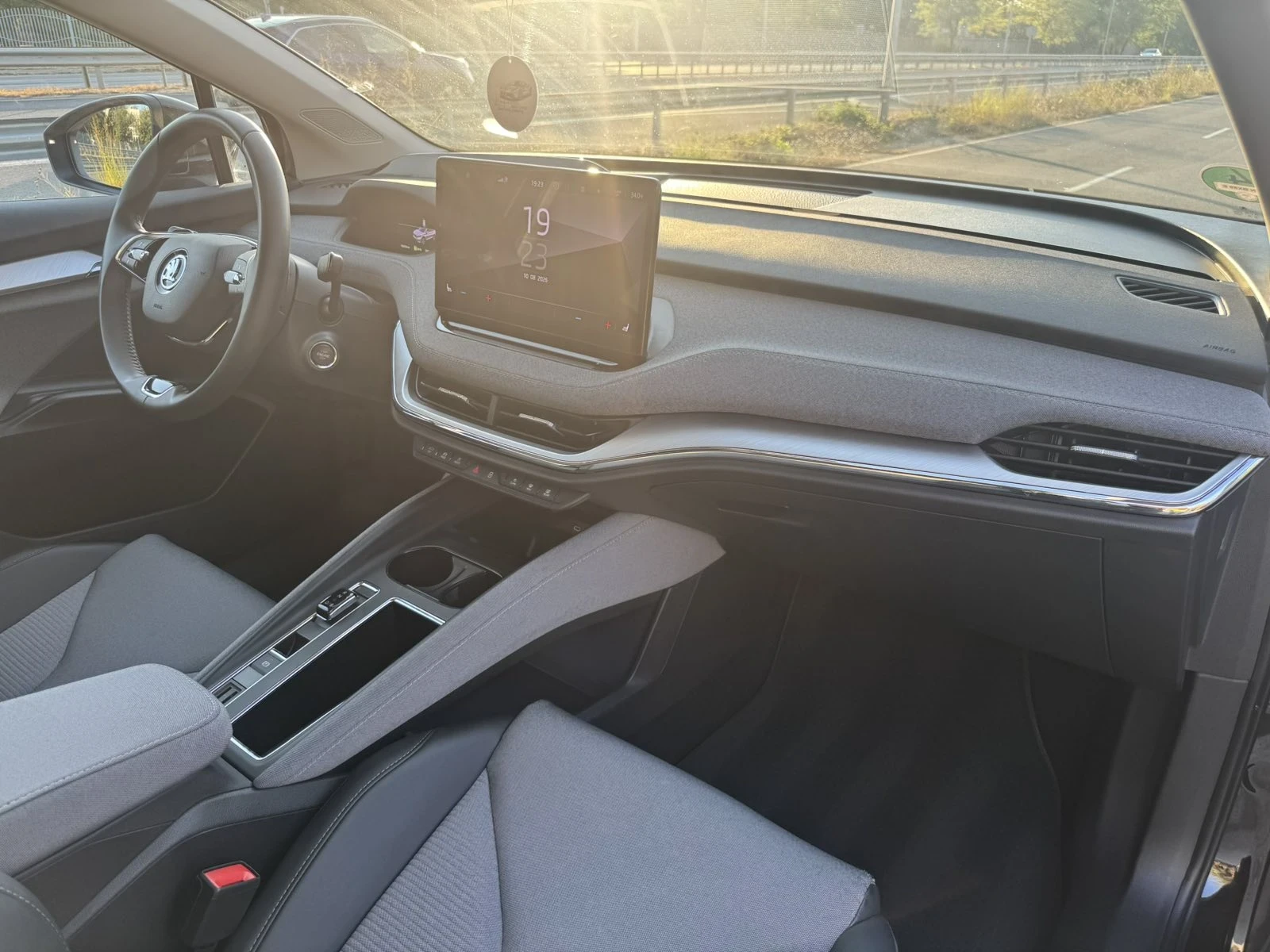 Skoda Enyaq IV80/204kc/����������/HUD/CANTON/KEYLESS/MEMO/FULL | Mobile.bg � ����������� 11