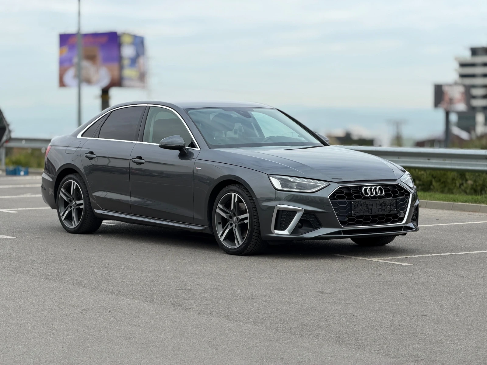 Audi A4 FESLIF, снимка 13 - Автомобили и джипове - 56081815